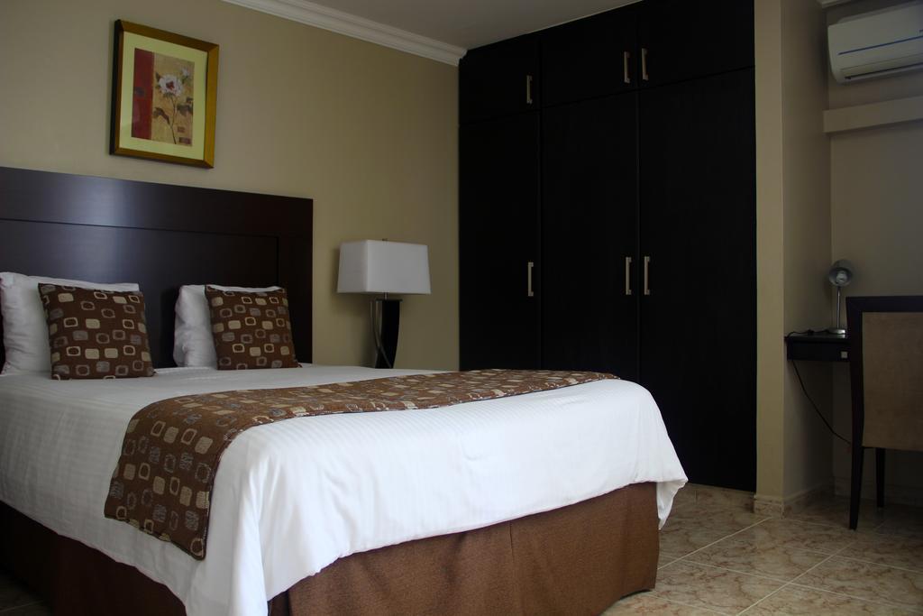 Aparthotel Sevilla Suites Panama City Phòng bức ảnh